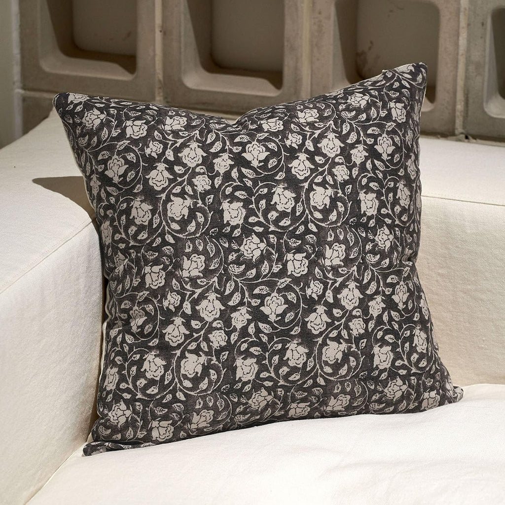DOMVITUS Floral Pillow Covers 24x24 Pillow Covers Throw Pillows for Couch Floral Print Pillow Cover Decorative Neutral Accent Throw Pillow Covers 1PC Black